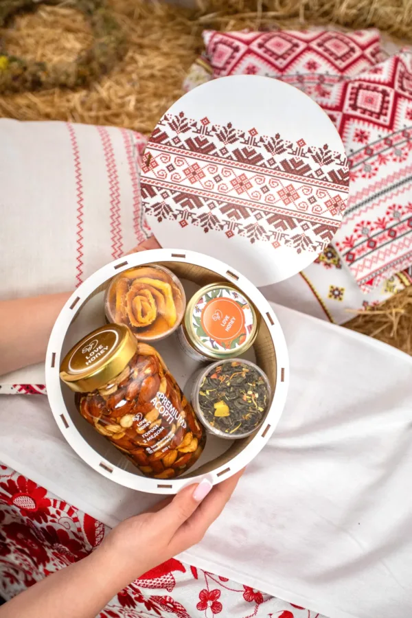 Бокс "Код України"